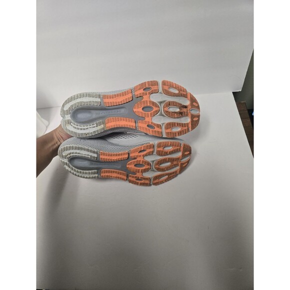 Under Armour Women's UA HOVR Machina 3 Running Shoes White 3024907-104 Size 8.5 - Picture 13 of 13